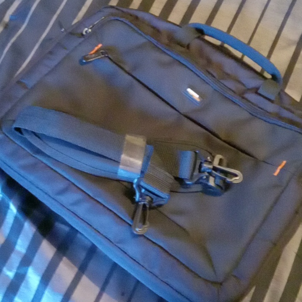 Lab top bag - Picture 2 of 2